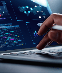 Optymalizacja licencji i łatwa administracja Qlik Sense client-managed z alertami AdminToolbox.